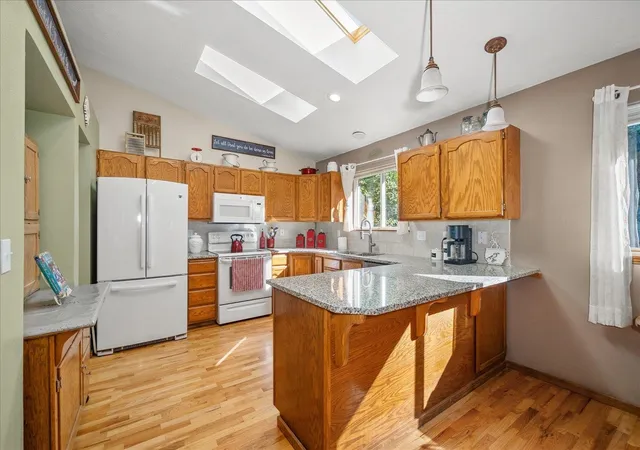 Photo 2 of Single family home for sale at 14905 W Maybob Rd, Nine Mile Falls, WA 99026 | MLS# 202625278 | Listing updated on 2026-10-18