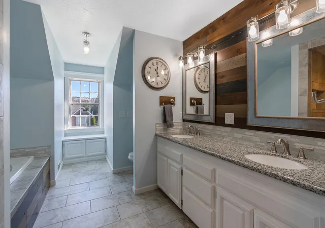 Photo 3 of Single family home for sale at 10103 N Ridgecrest Dr, Spokane, WA 99208 | MLS# 202625280 | Listing updated on 2026-10-09