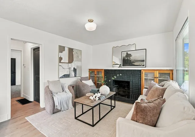Photo 3 of Single family home for sale at 3825 N East St, Spokane, WA 99205 | MLS# 202625285 | Listing updated on 2026-10-09