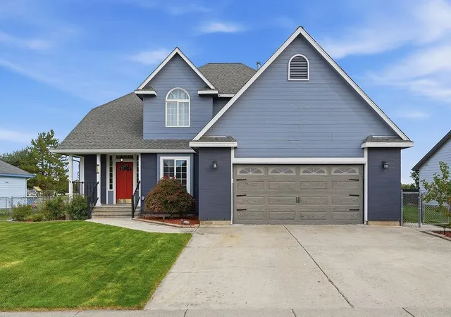 Photo 1 of Single family home for sale at 1427 E 6th Street, Deer Park, WA 99006 | MLS# 202625293 | Listing updated on 2026-10-09