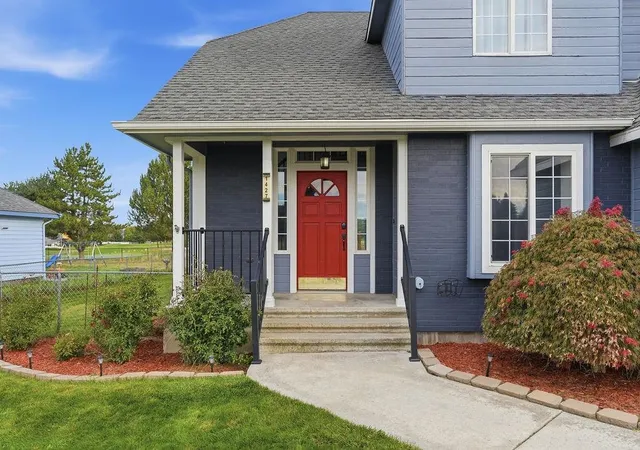 Photo 2 of Single family home for sale at 1427 E 6th Street, Deer Park, WA 99006 | MLS# 202625293 | Listing updated on 2026-10-09