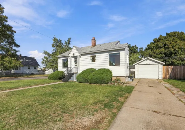 Photo 2 of Single family home for sale at 1203 E Providence Ave, Spokane, WA 99207 | MLS# 202625319 | Listing updated on 2026-10-09