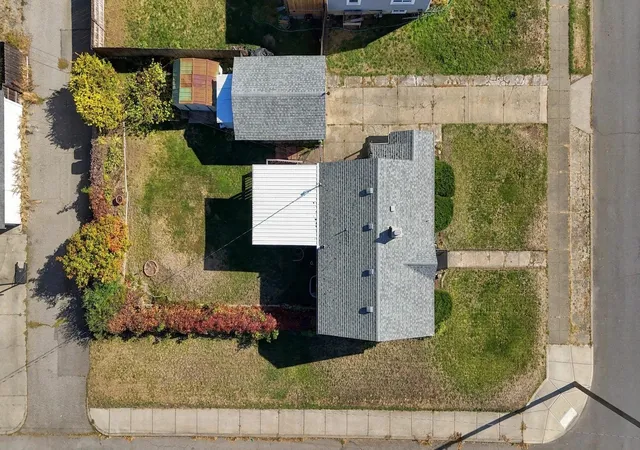 Photo 3 of Single family home for sale at 1203 E Providence Ave, Spokane, WA 99207 | MLS# 202625319 | Listing updated on 2026-10-09