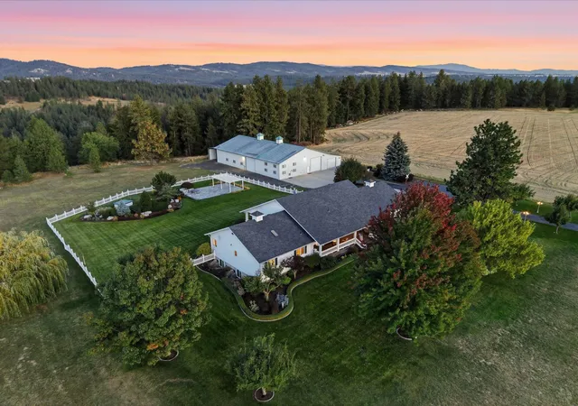 Photo 1 of Mansion for sale at 17310 N Sands Rd, Mead, WA 99021 | MLS# 202625320 | Listing updated on 2026-10-02
