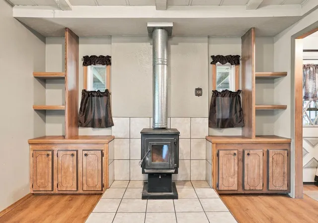 Photo 4 of Manufactured home for sale at 1924 W Burroughs Rd, Deer Park, WA 99006 | MLS# 202625324 | Listing updated on 2026-10-09