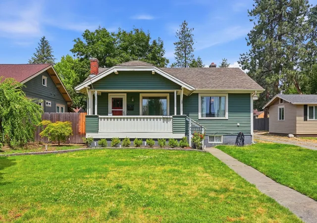 Photo 1 of Single family home for sale at 3324 W Gordon Ave, Spokane, WA 99205 | MLS# 202625330 | Listing updated on 2026-10-09