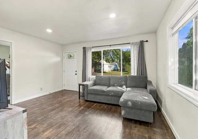 Photo 3 of Single family home for sale at 3614 E 29th Avenue, Spokane, WA 99223 | MLS# 202625331 | Listing updated on 2026-10-09