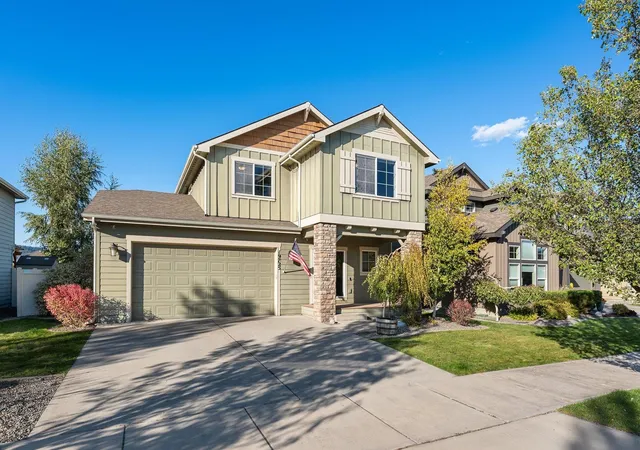 Photo 2 of Single family home for sale at 19725 E Deschutes Ave, Spokane Valley, WA 99016 | MLS# 202625335 | Listing updated on 2026-10-10