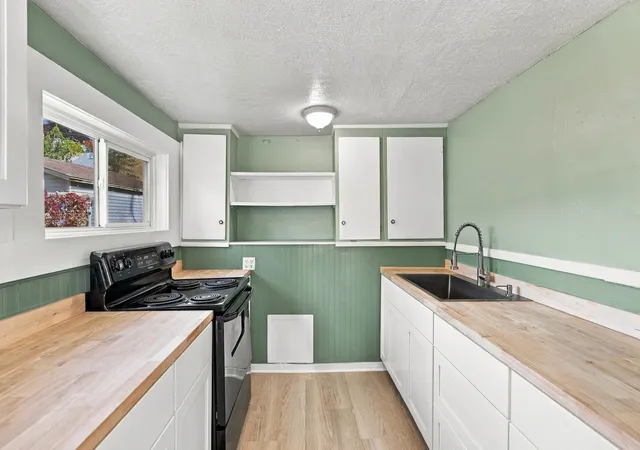 Photo 4 of Single family home for sale at 1226 W Alice Ave, Spokane, WA 99205 | MLS# 202625336 | Listing updated on 2026-10-03