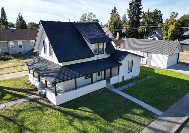 Photo 1 of Single family home for sale at 1902 W Shannon Ave, Spokane, WA 99205 | MLS# 202625346 | Listing updated on 2026-10-04