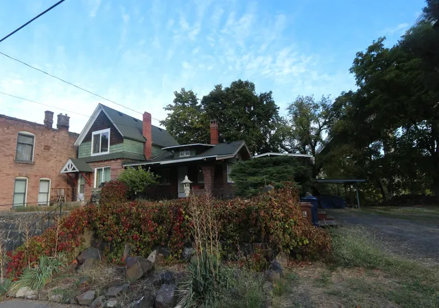 Photo 2 of Single family home for sale at 1604 W Main Ave, Spokane, WA 99201 | MLS# 202625348 | Listing updated on 2026-10-05