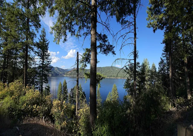 Photo 3 of Manufactured home for sale at 4058 Tamarack Bay Rd, Loon Lake, WA 99148 | MLS# 202625354 | Listing updated on 2026-10-05
