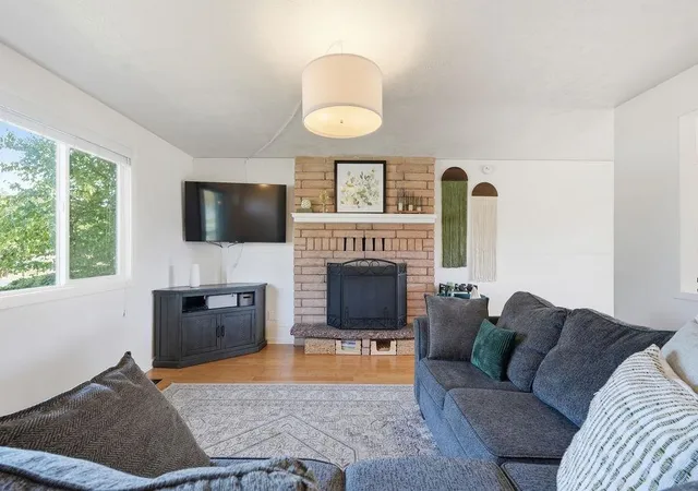Photo 4 of Single family home for sale at 2220 E 63rd Avenue, Spokane, WA 99223 | MLS# 202625359 | Listing updated on 2026-10-06