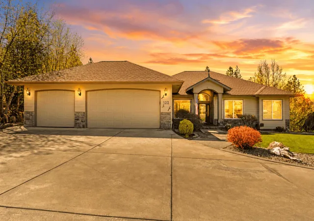 Photo 1 of Single family home for sale at 102 N Lindeblad Ln, Liberty Lake, WA 99019 | MLS# 202625361 | Listing updated on 2026-10-06