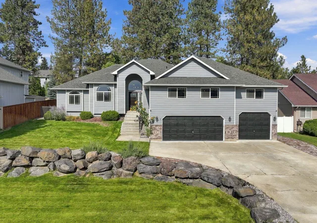 Photo 2 of Single family home for sale at 705 E Upper Ter Ln, Colbert, WA 99005 | MLS# 202625365 | Listing updated on 2026-10-06
