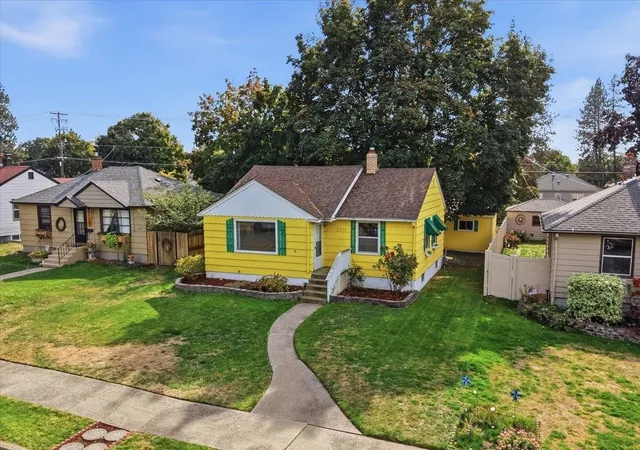 Photo 3 of Single family home for sale at 3711 W Rockwell Ave, Spokane, WA 99205 | MLS# 202625385 | Listing updated on 2026-10-06