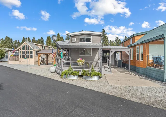 Photo 2 of Manufactured home for sale at 24 Pathfinder Ln, Usk, WA 99180 | MLS# 202625388 | Listing updated on 2026-10-06