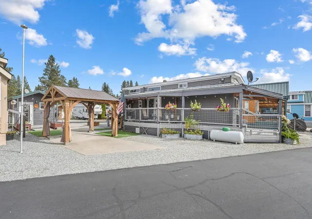 Photo 3 of Manufactured home for sale at 24 Pathfinder Ln, Usk, WA 99180 | MLS# 202625388 | Listing updated on 2026-10-06