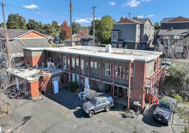 Photo 3 of Multi family home for sale at 3133 N Stuart St, Spokane, WA 99207 | MLS# 202625391 | Listing updated on 2026-10-07