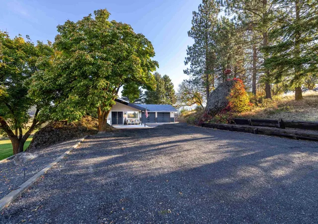 Photo 3 of Single family home for sale at 8001 E Woolard Rd, Colbert, WA 99005 | MLS# 202625398 | Listing updated on 2026-10-07