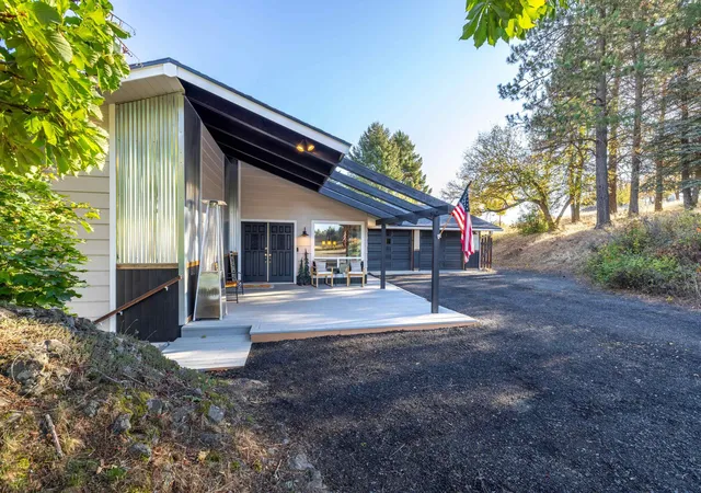 Photo 4 of Single family home for sale at 8001 E Woolard Rd, Colbert, WA 99005 | MLS# 202625398 | Listing updated on 2026-10-07
