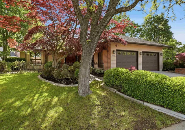 Photo 2 of Single family home for sale at 5019 S St Andrews Ln, Spokane, WA 99223 | MLS# 202625409 | Listing updated on 2026-10-07