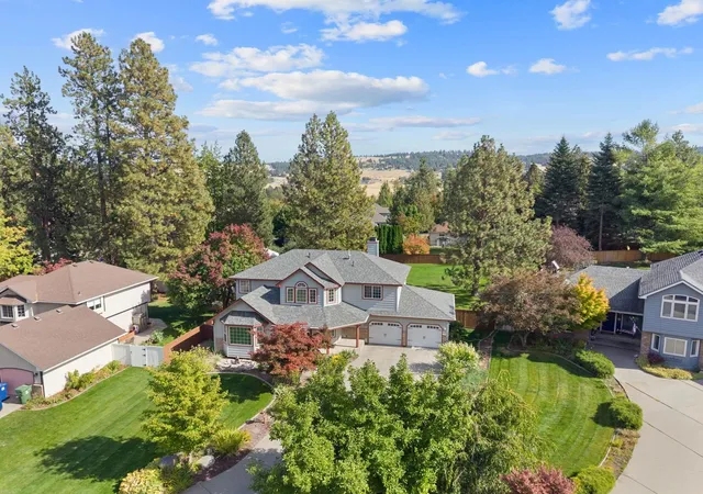Photo 3 of Single family home for sale at 4129 S Lloyd Rd, Spokane, WA 99223 | MLS# 202625412 | Listing updated on 2026-10-07