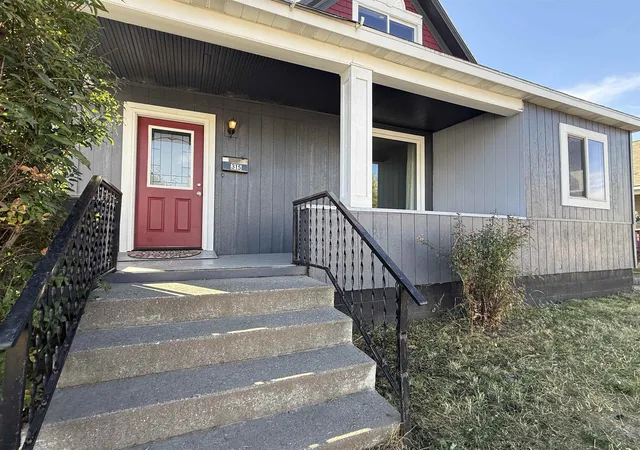 Photo 3 of Single family home for sale at 315 W Knox Ave, Spokane, WA 99205 | MLS# 202625417 | Listing updated on 2026-10-19