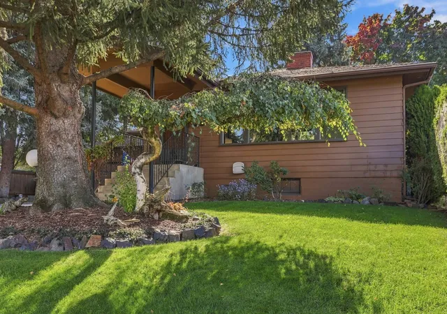Photo 2 of Single family home for sale at 3908 E 22nd Avenue, Spokane, WA 99223 | MLS# 202625424 | Listing updated on 2026-10-08
