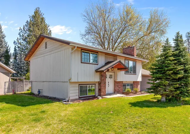 Photo 2 of Single family home for sale at 14318 N Dakota St, Spokane, WA 99208 | MLS# 202625431 | Listing updated on 2026-10-07