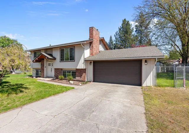 Photo 3 of Single family home for sale at 14318 N Dakota St, Spokane, WA 99208 | MLS# 202625431 | Listing updated on 2026-10-07