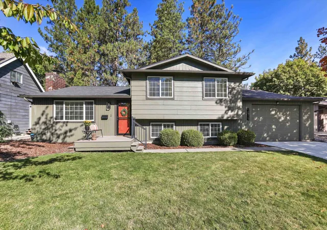 Single family home for sale at 1515 E 39th Avenue, Spokane, WA 99203 | MLS# 202625433