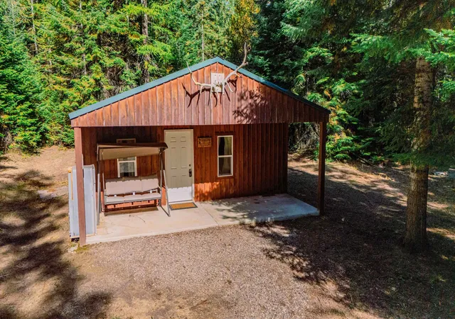 Photo 2 of Single family home for sale at 552 Forgotten Trl Rd, Newport, WA 99156 | MLS# 202625435 | Listing updated on 2026-10-08
