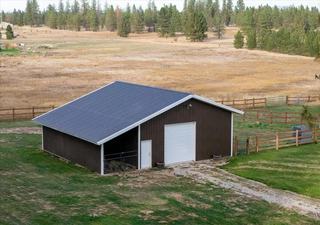 Photo 4 of Single family home for sale at 30520 N Cleveland Rd, Deer Park, WA 99006 | MLS# 202625436 | Listing updated on 2026-10-08