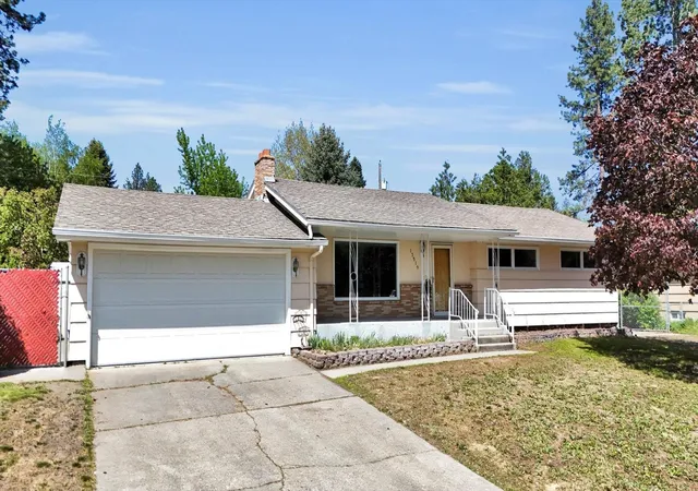 Photo 2 of Single family home for sale at 13519 E 26th Avenue, Spokane Valley, WA 99216 | MLS# 202625447 | Listing updated on 2026-10-09