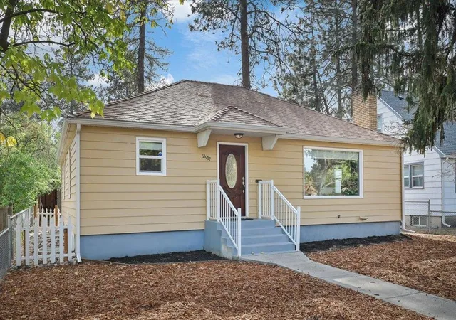 Photo 1 of Single family home for sale at 2917 W Garland Ave, Spokane, WA 99205 | MLS# 202625450 | Listing updated on 2026-10-08