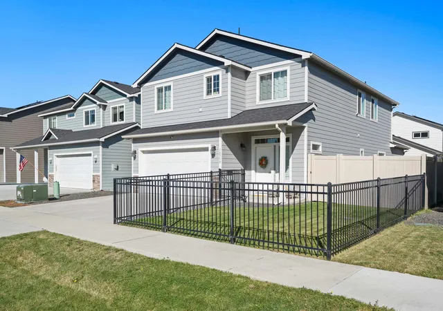 Photo 2 of Single family home for sale at 18319 E 2nd Avenue, Spokane Valley, WA 99016 | MLS# 202625457 | Listing updated on 2026-10-08