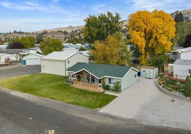 Photo 1 of Manufactured home for sale at 2218 Grovepoint Ct, Davenport, WA 99122 | MLS# 202625462 | Listing updated on 2026-10-08