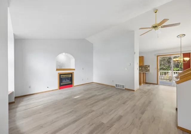 Photo 3 of Single family home for sale at 4303 E 39th Avenue, Spokane, WA 99223 | MLS# 202625463 | Listing updated on 2026-10-08