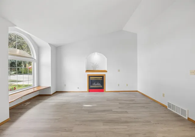 Photo 4 of Single family home for sale at 4303 E 39th Avenue, Spokane, WA 99223 | MLS# 202625463 | Listing updated on 2026-10-08