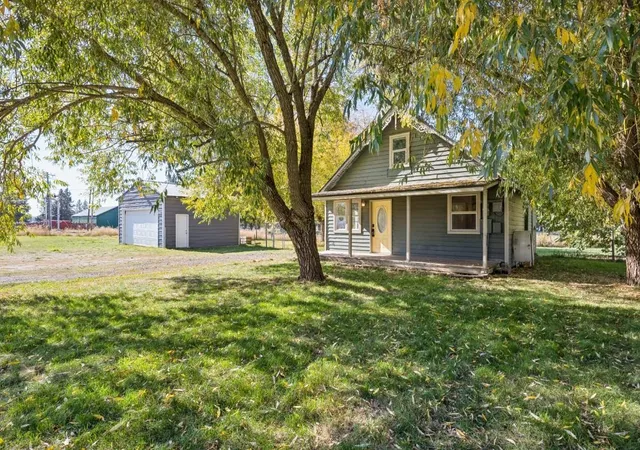 Photo 1 of Single family home for sale at 417 N North, Deer Park, WA 99006 | MLS# 202625471 | Listing updated on 2026-10-08