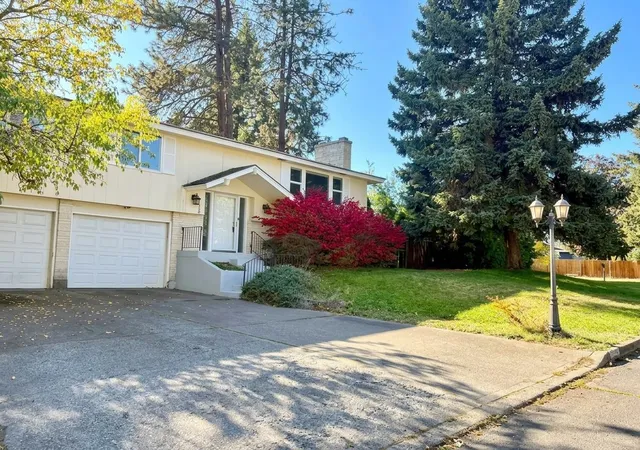 Photo 2 of Single family home for sale at 11928 N Whitehouse St, Spokane, WA 99218 | MLS# 202625474 | Listing updated on 2026-10-08