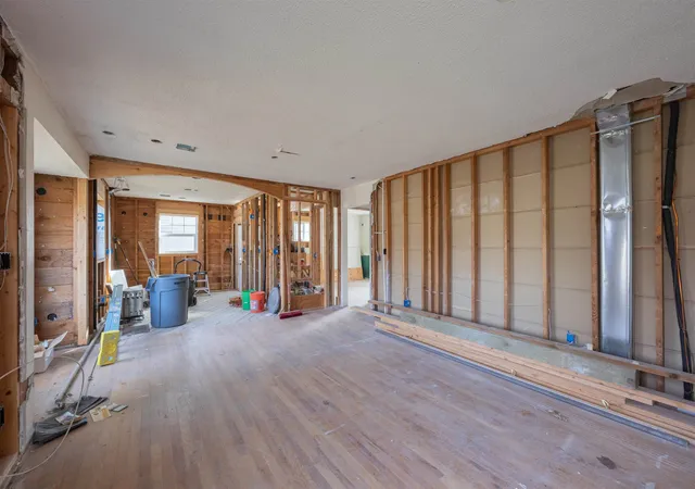 Photo 3 of Single family home for sale at 4915 N Lincoln St, Spokane, WA 99205 | MLS# 202625478 | Listing updated on 2026-10-08
