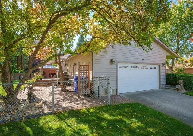 Photo 4 of Single family home for sale at 11720 E 35th Avenue, Spokane Valley, WA 99206 | MLS# 202625479 | Listing updated on 2026-10-08