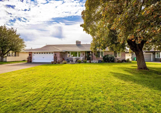 Photo 1 of Single family home for sale at 5127 W Northwest Blvd, Spokane, WA 99205 | MLS# 202625481 | Listing updated on 2026-10-08