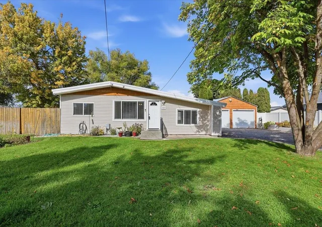 Single family home for sale at 19507 E Mission Ave, Liberty Lake, WA 99016 | MLS# 202625483