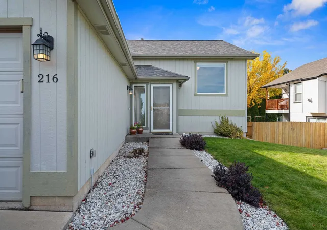 Photo 3 of Single family home for sale at 216 S Corbin Ln, Spokane Valley, WA 99016 | MLS# 202625487 | Listing updated on 2026-10-08