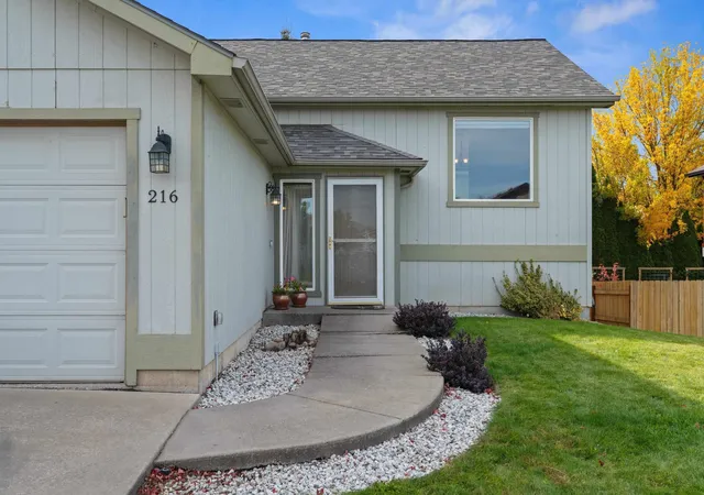 Photo 3 of Single family home for sale at 216 S Corbin Ln, Spokane Valley, WA 99016 | MLS# 202625487 | Listing updated on 2026-10-08