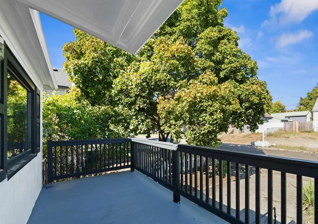 Photo 3 of Single family home for sale at 21 W Courtland Ave, Spokane, WA 99205 | MLS# 202625490 | Listing updated on 2026-10-09