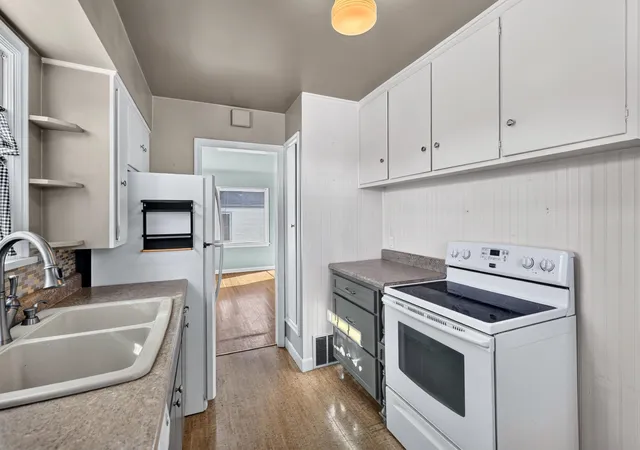 Photo 4 of Single family home for sale at 2911 E Hoffman Ave, Spokane, WA 99207 | MLS# 202625491 | Listing updated on 2026-10-09